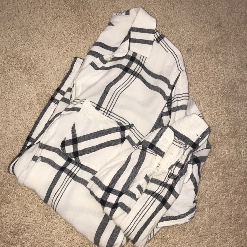 American Eagle- boyfriend fit flannel